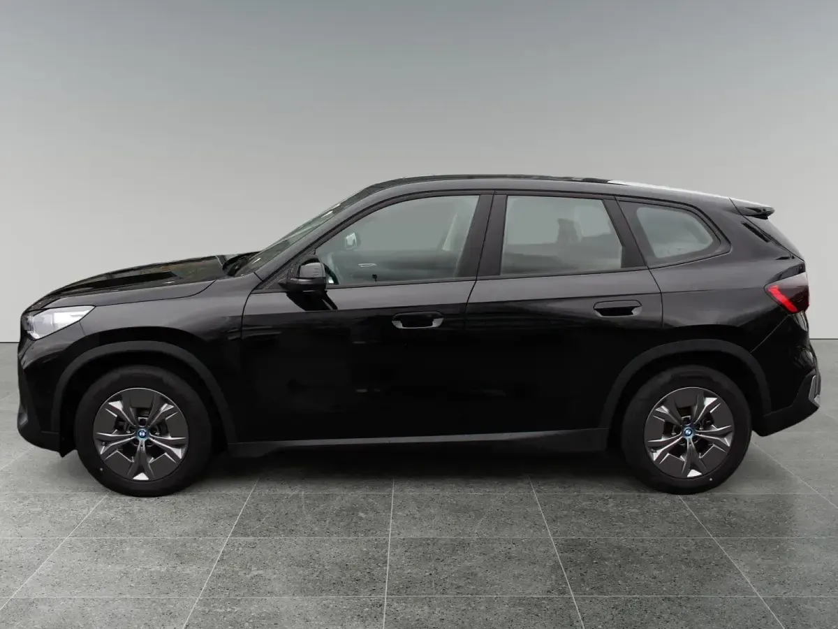 Gebraucht BMW iX1 Performance 230 kW (313 PS) 2023 Schwarz ii SUV