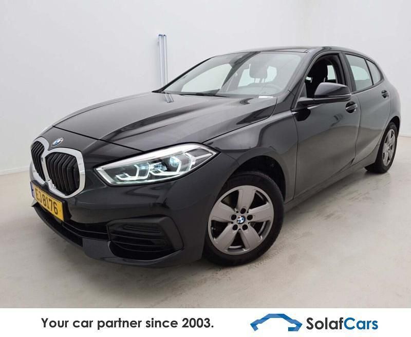 Grau Gebraucht 2023 BMW 118 Kleinwagen | 22.022 € (Guter Preis) - Bild 1/4