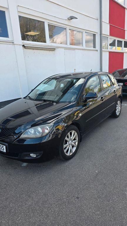 Second-hand Mazda 3 Active Plus 105 CP (77 kW) 2007 Negru Berlinǎ