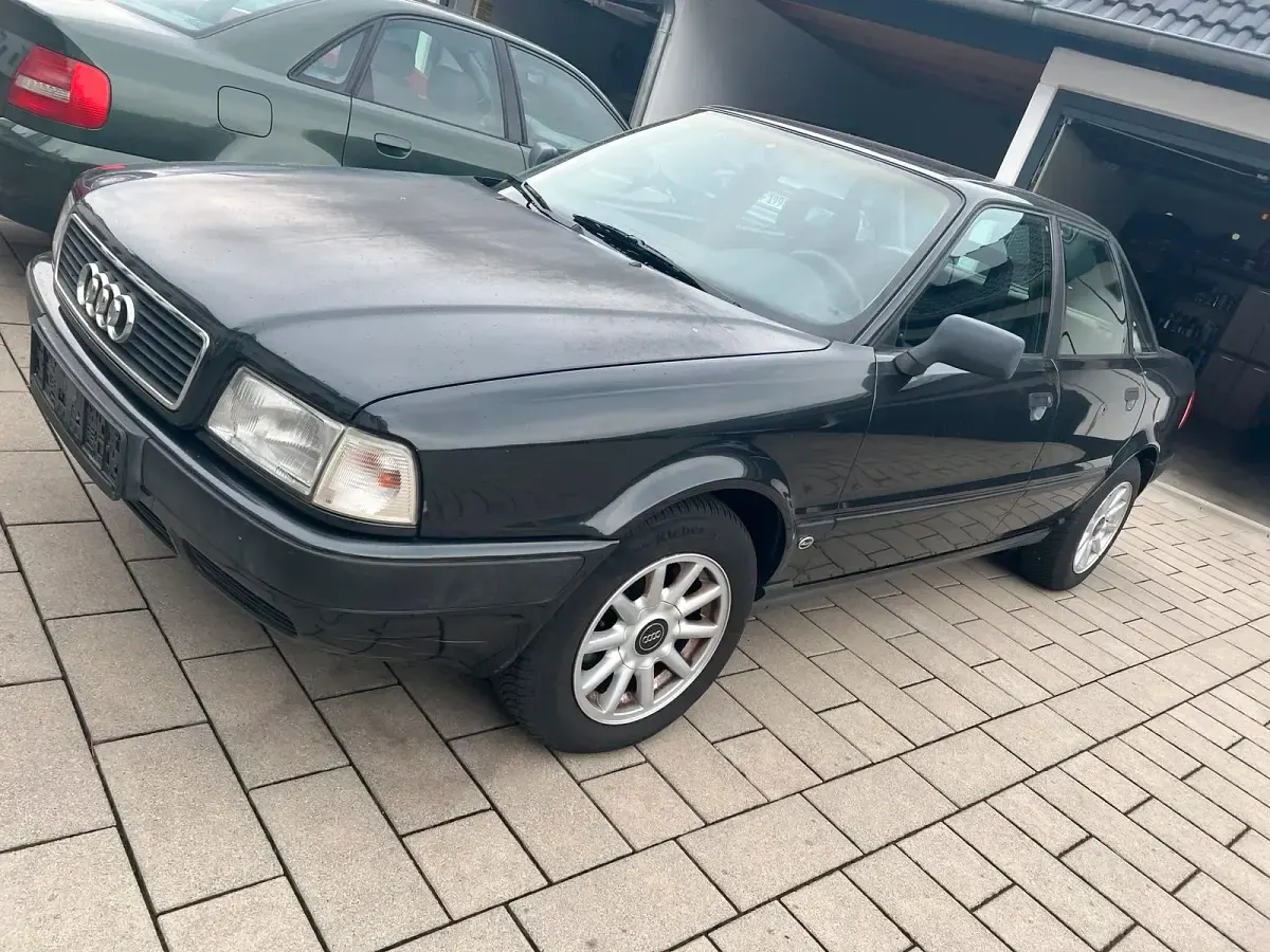 Gebraucht Audi 80 90 PS (66 kW) 1995 Schwarz Limousine