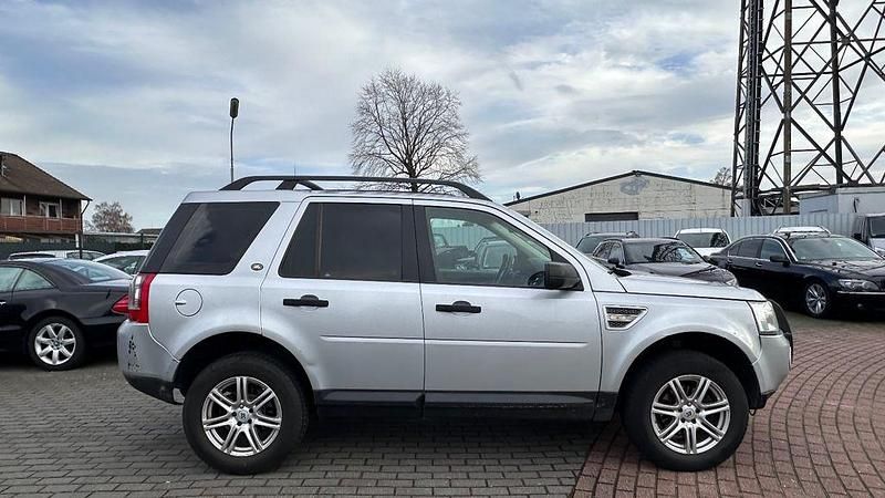 Gebraucht Land Rover Freelander 2 152 PS (111 kW) 2009 Silber SUV