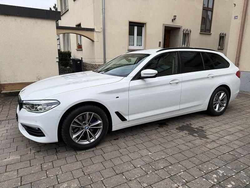 Gebraucht BMW 520 190 PS (139 kW) 2019 Weiß Kombi
