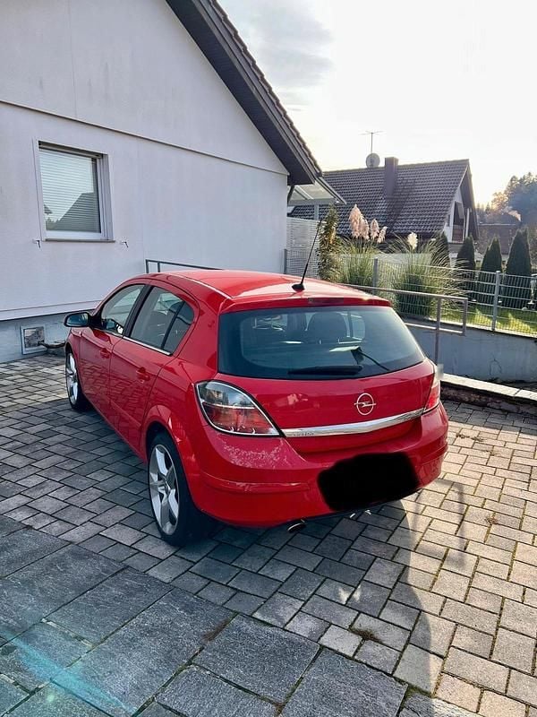 Gebraucht Opel Astra GTC 200 PS (147 kW) 2008 Rot Kleinwagen