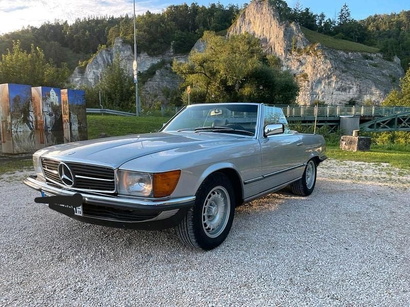 Gebraucht Mercedes SL280 185 PS (136 kW) 1984 Silber Cabrio