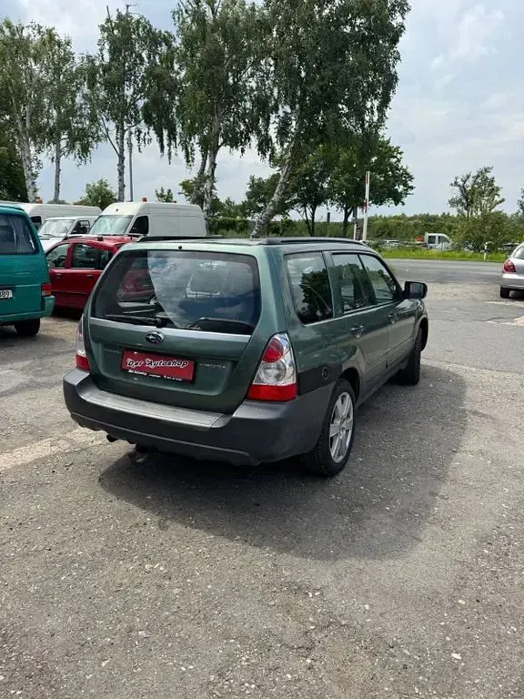 Gebraucht Subaru Forester Trend 158 PS (116 kW) 2006 Grün SUV