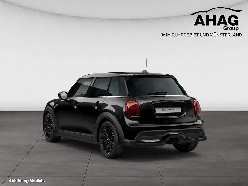 Używany Mini Cooper S 178 KM (130 kW) 2023 Czarny Hatchback