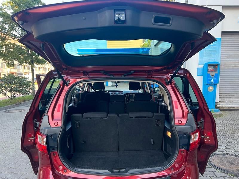 Second-hand Mazda 5 150 CP (110 kW) 2011 Roșu Monovolum