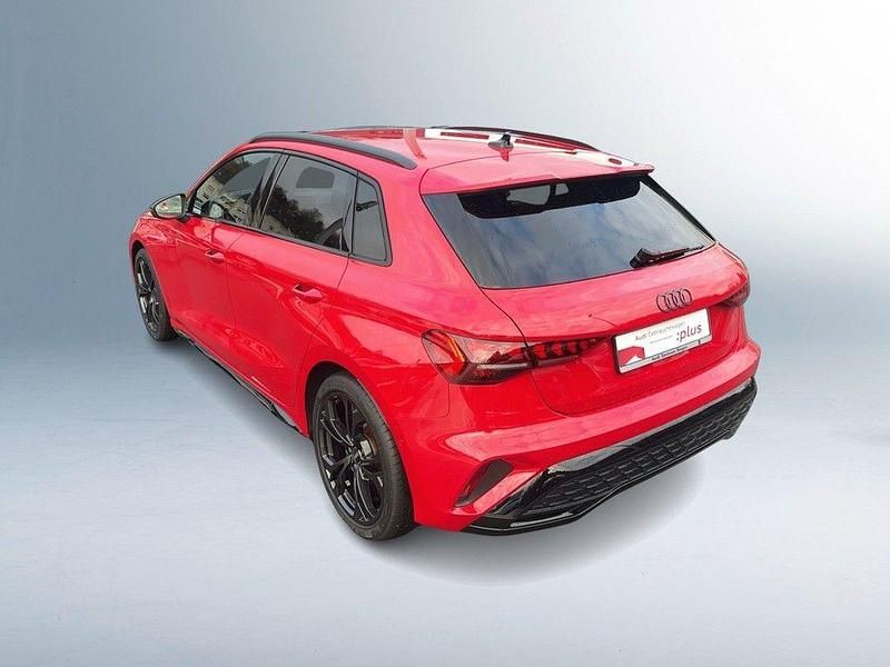 Gebraucht Audi A3 S-line plus 150 PS (110 kW) 2024 Progressivrot metallic Limousine