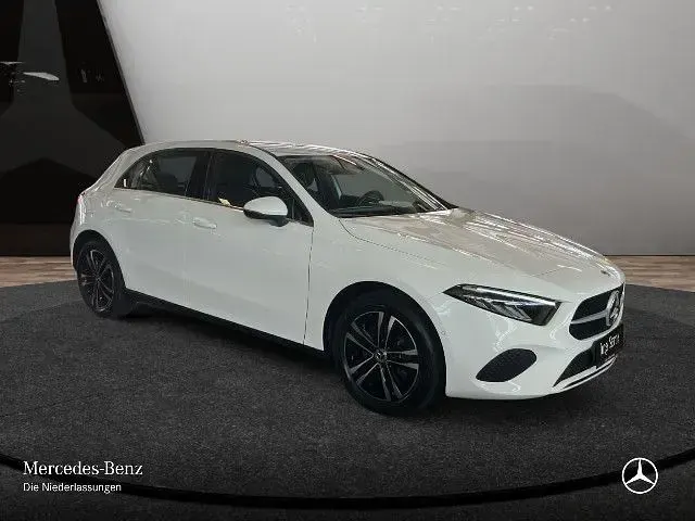 Gebraucht Mercedes A250 218 PS (160 kW) 2023