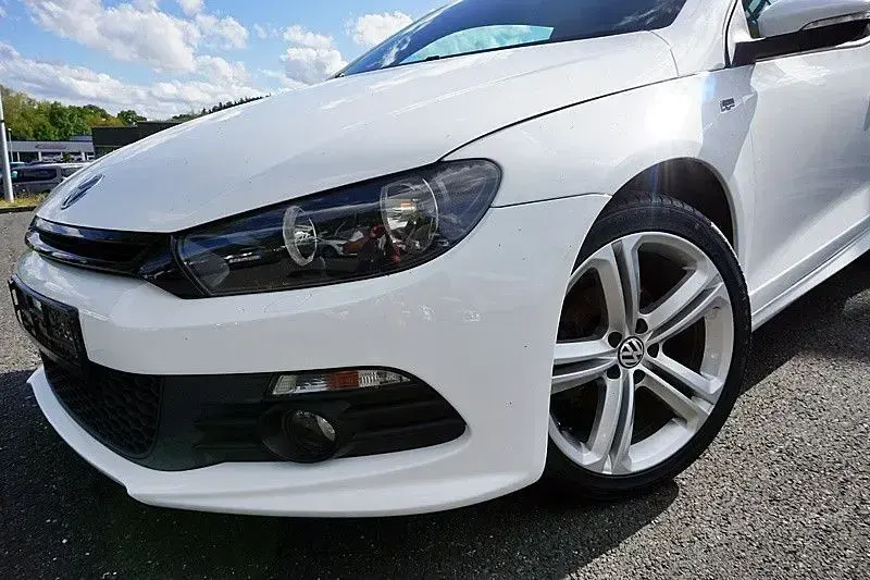 Gebraucht VW Scirocco R-line 140 PS (102 kW) 2011 Weiß Coupé