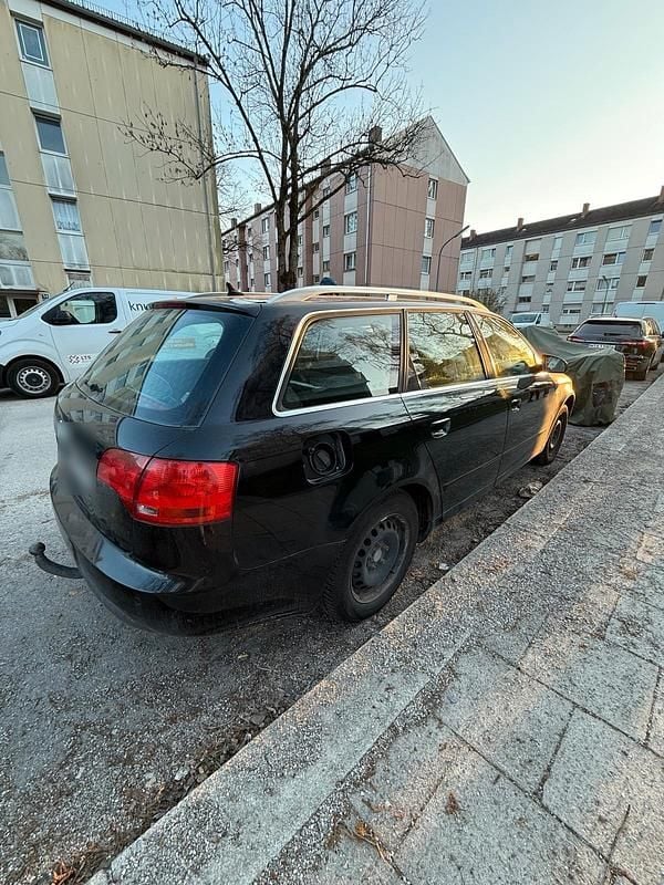 Gebraucht Audi A4 140 PS (102 kW) 2005 Schwarz Kombi