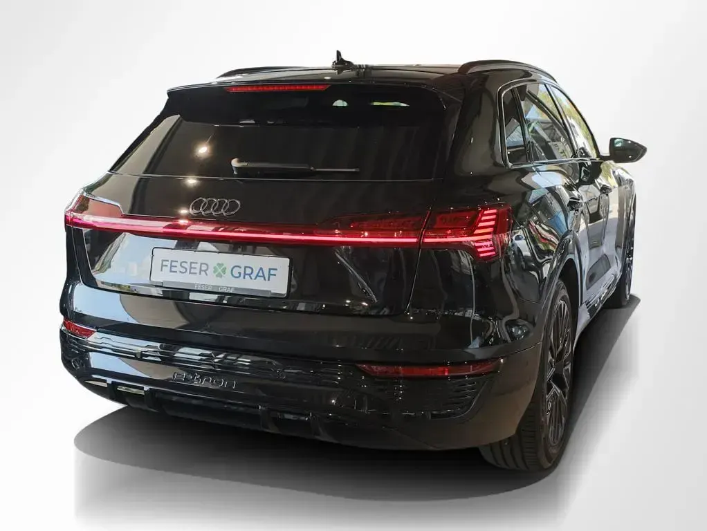 Gebraucht Audi Q8 e-tron S-Line 250 kW (340 PS) 2023 Schwarz SUV