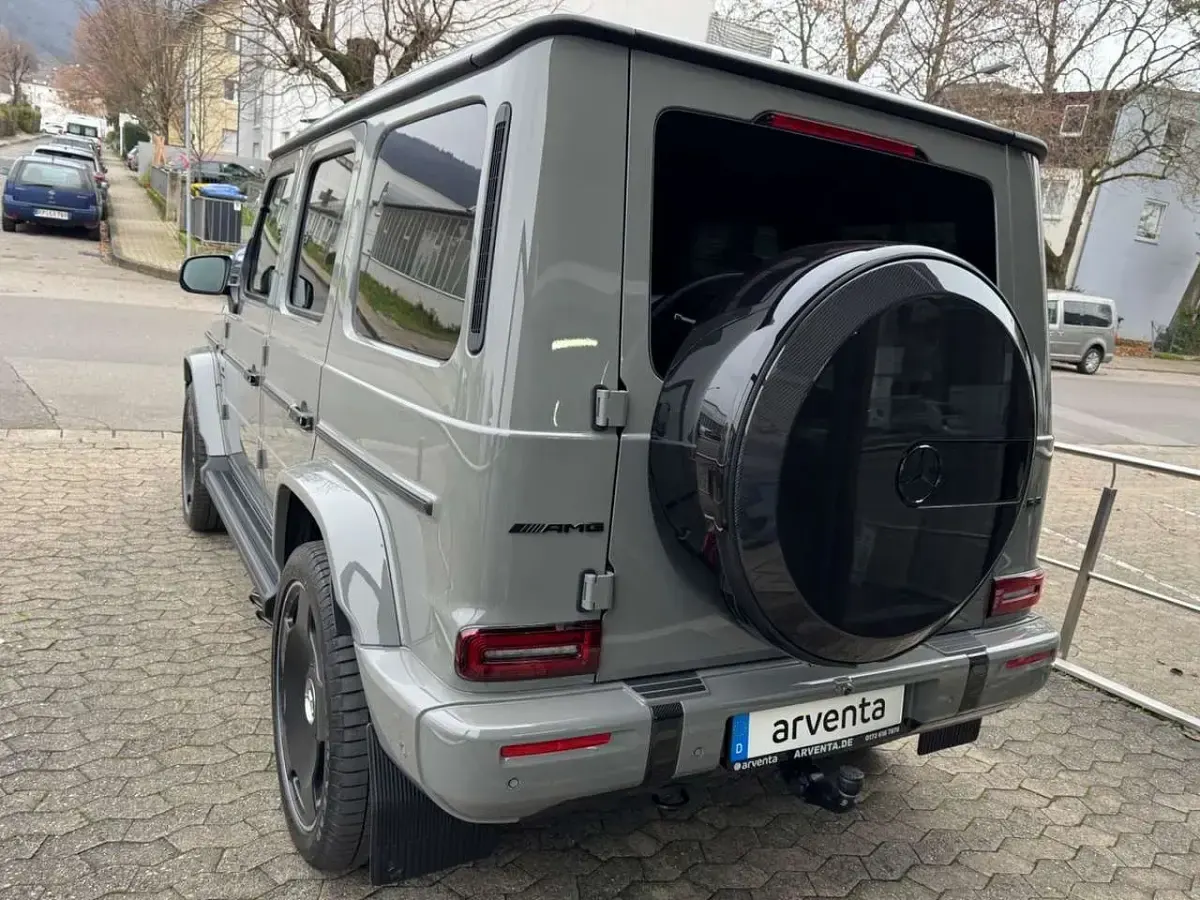 Neu Mercedes G63 AMG Active 585 PS (430 kW) 2026 Manufaktur classic grau uni SUV