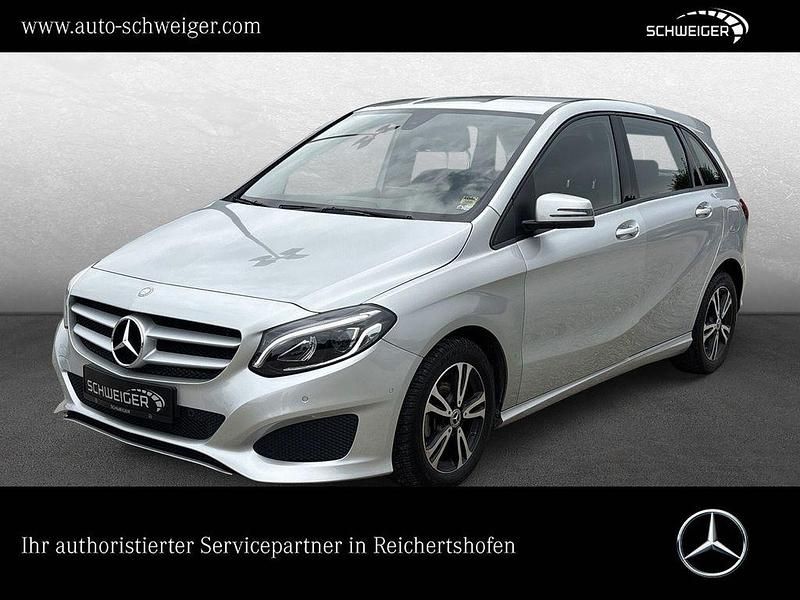Silber Gebraucht 2017 Mercedes B180 Van / Kleinbus | 16.500 € (Guter Preis) - Bild 1/4