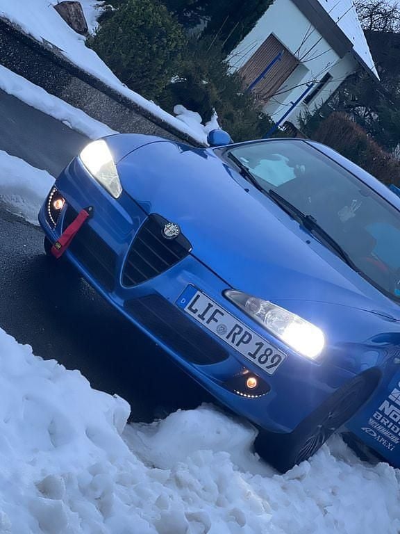 Blau Gebraucht 2007 Alfa Romeo 147 Kleinwagen | 1.300 € (Fairer Preis) - Bild 1/4