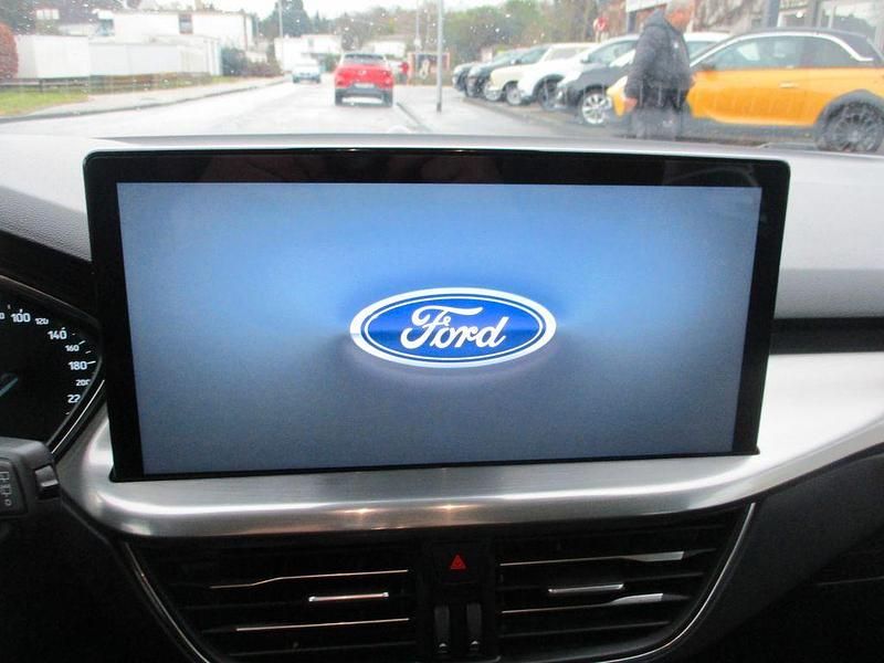 Gebraucht Ford Focus Titanium 116 PS (85 kW) 2023 Limousine