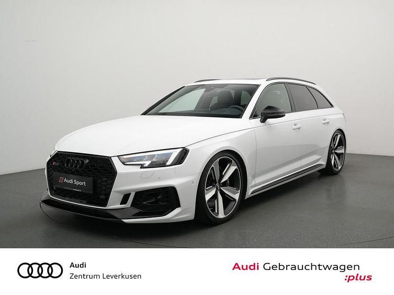 Gebraucht Audi RS4 Ambiente 450 PS (330 kW) 2018 Gletscherweiss metallic Kombi