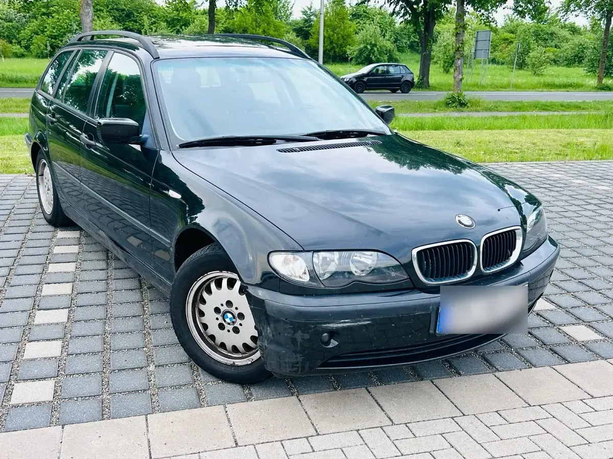 Gebraucht BMW 316 116 PS (85 kW) 2005 Schwarz Kombi