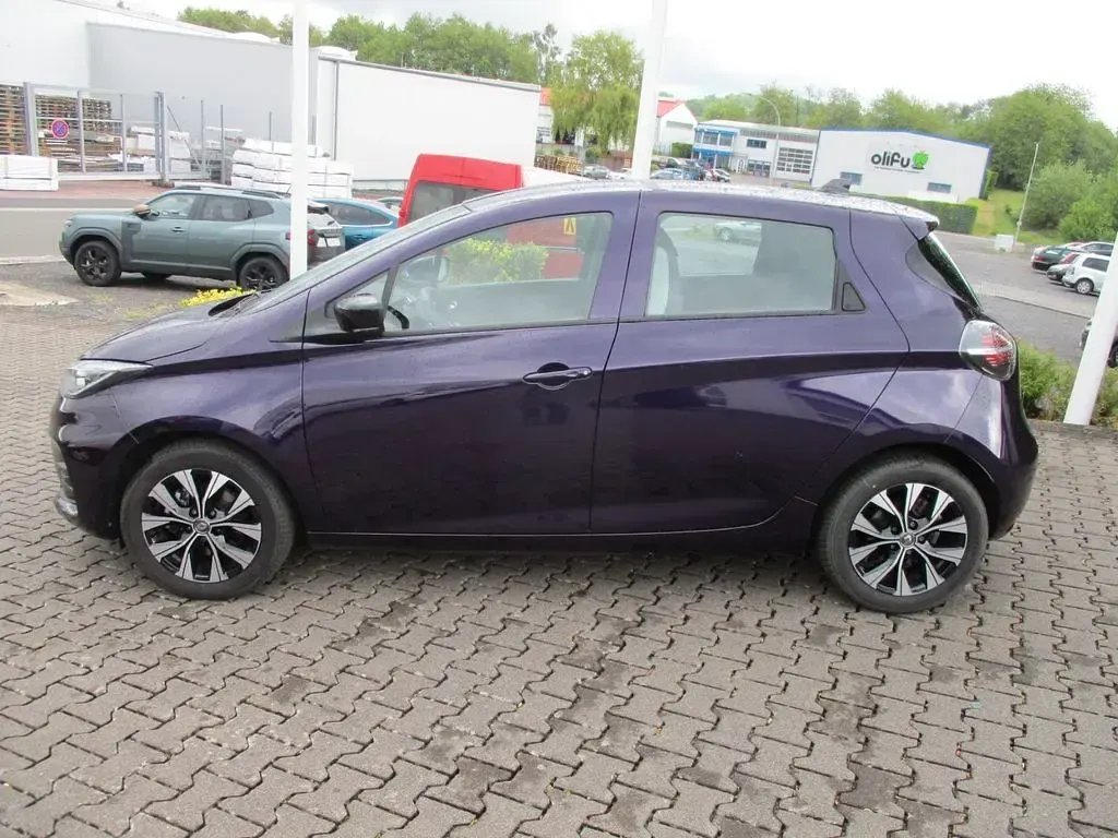 Usata Renault Zoe Evolution 80 kW (109 CV) 2022 Viola Utilitaria