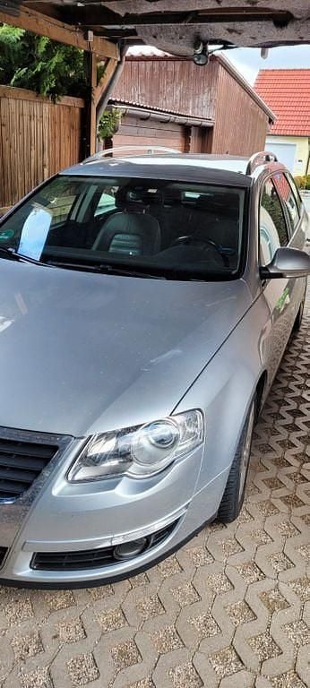 Gebraucht VW Passat Highline 170 PS (125 kW) 2009 Silber Limousine