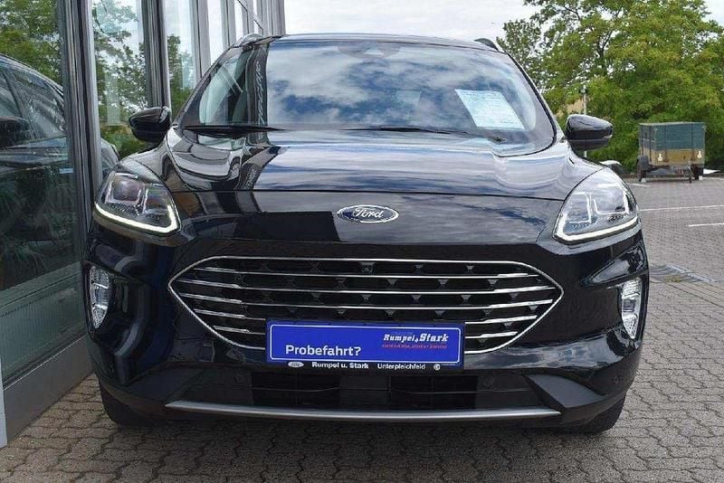 Gebraucht Ford Kuga Titanium 224 PS (164 kW) 2021 Obsidianschwarz metallic SUV