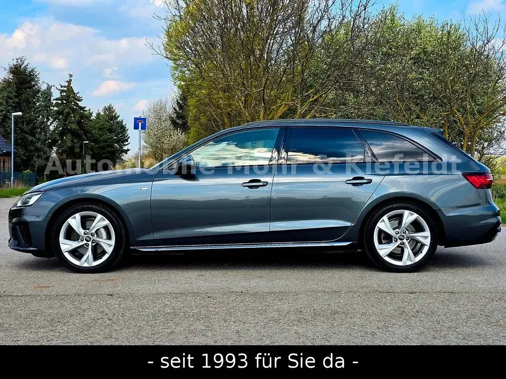 Gebraucht Audi A4 S-Line 204 PS (150 kW) 2024 Grau Kombi