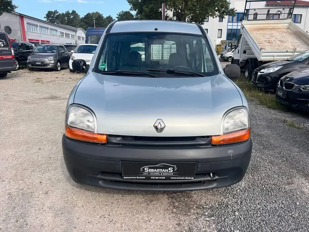 Gebraucht Renault Kangoo 75 PS (55 kW) 2002 Silber Van / Kleinbus