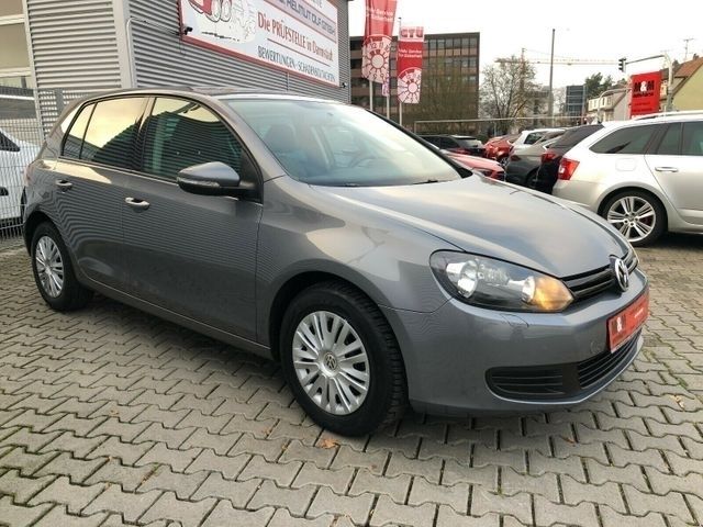 Gebraucht VW Golf VI Trendline 105 PS (77 kW) 2012 Grau Kleinwagen