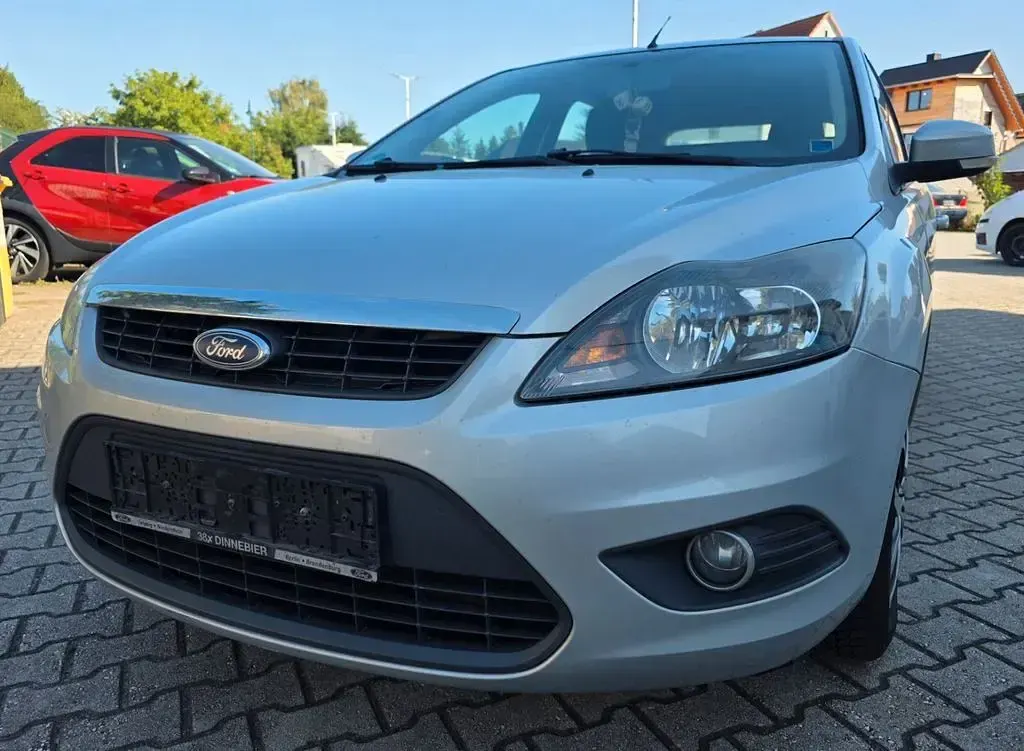 Gebraucht Ford Focus Sport 101 PS (74 kW) 2009 Silber Limousine