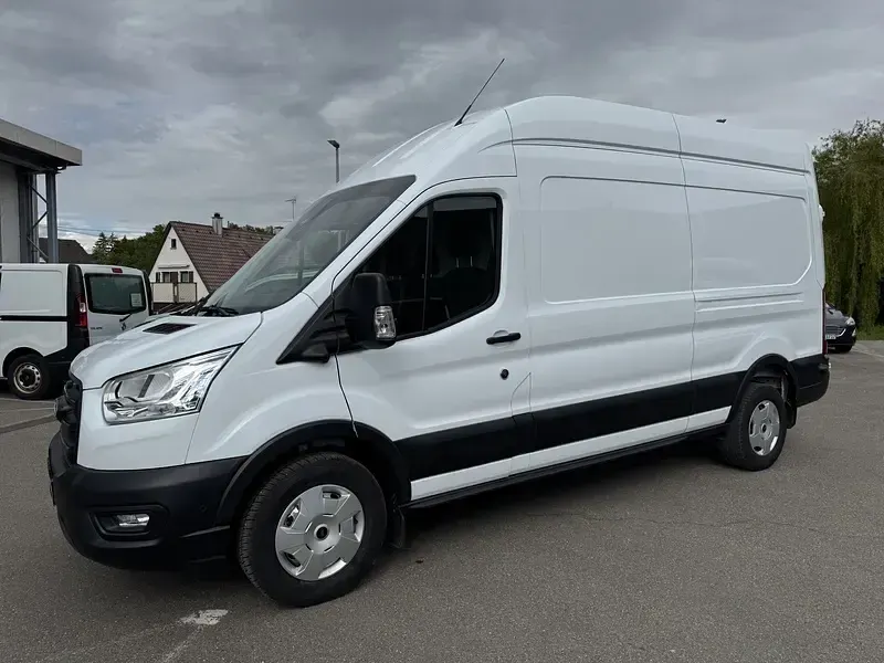 Gebraucht Ford Transit Trend 131 PS (96 kW) 2025 Frostweiß Van