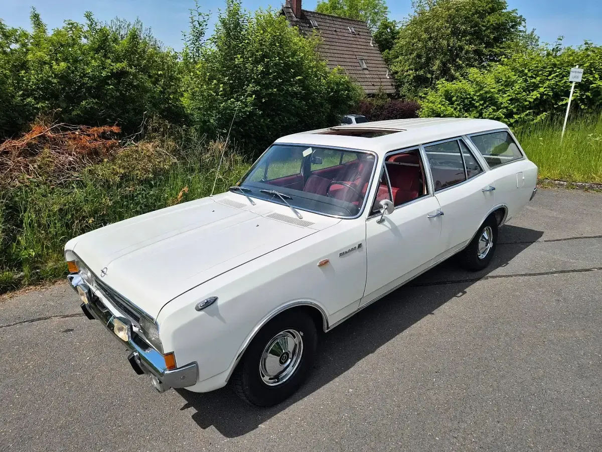 Gebraucht Opel Rekord 75 PS (55 kW) 1968 Weiß Limousine