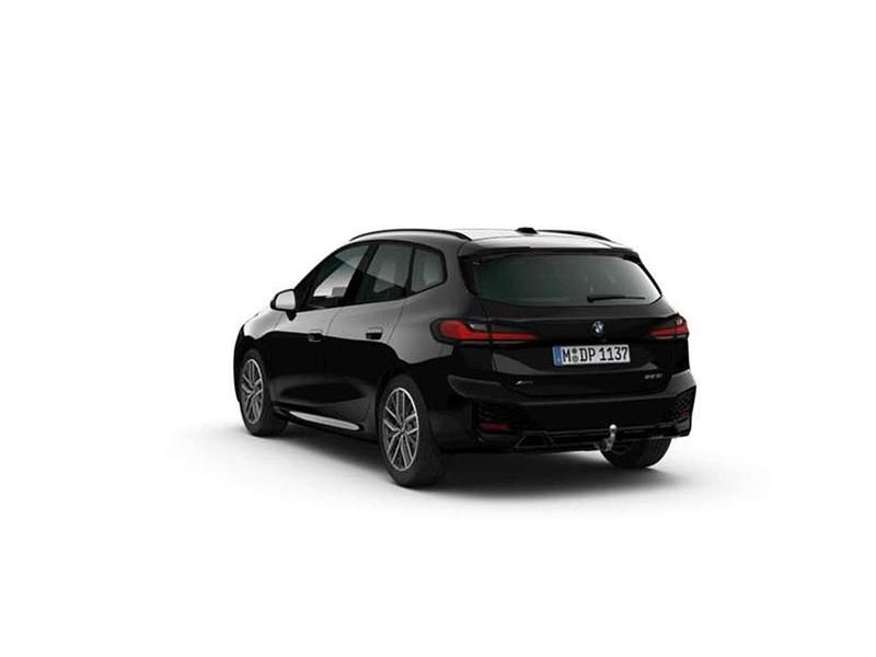Neu BMW 223 204 PS (150 kW) 2026 Saphirschwarz metallic Kombi