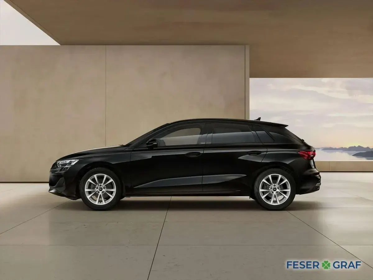 Neu Audi A3 Sport 150 PS (110 kW) 2026 Schwarz Limousine