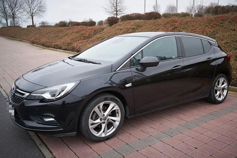 Gebraucht Opel Astra Innovation 150 PS (110 kW) 2017 Schwarz Limousine