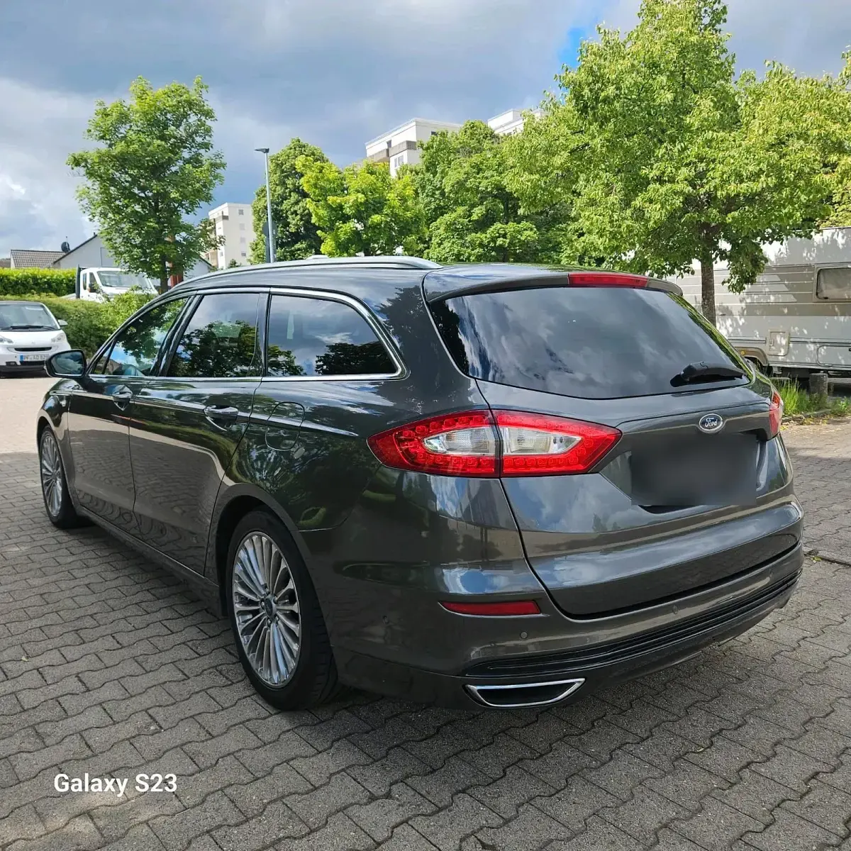 Gebraucht Ford Mondeo 180 PS (132 kW) 2015 Grau Kombi