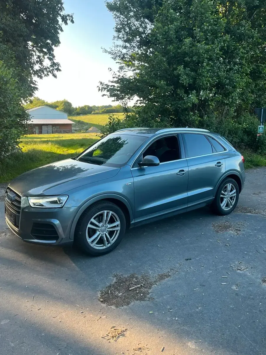 Gebraucht Audi Q3 S-Line 150 PS (110 kW) 2016 Grau SUV