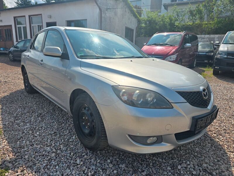 Silber Gebraucht 2005 Mazda 3 Active Limousine | 1.000 € (Superpreis) - Bild 1/4
