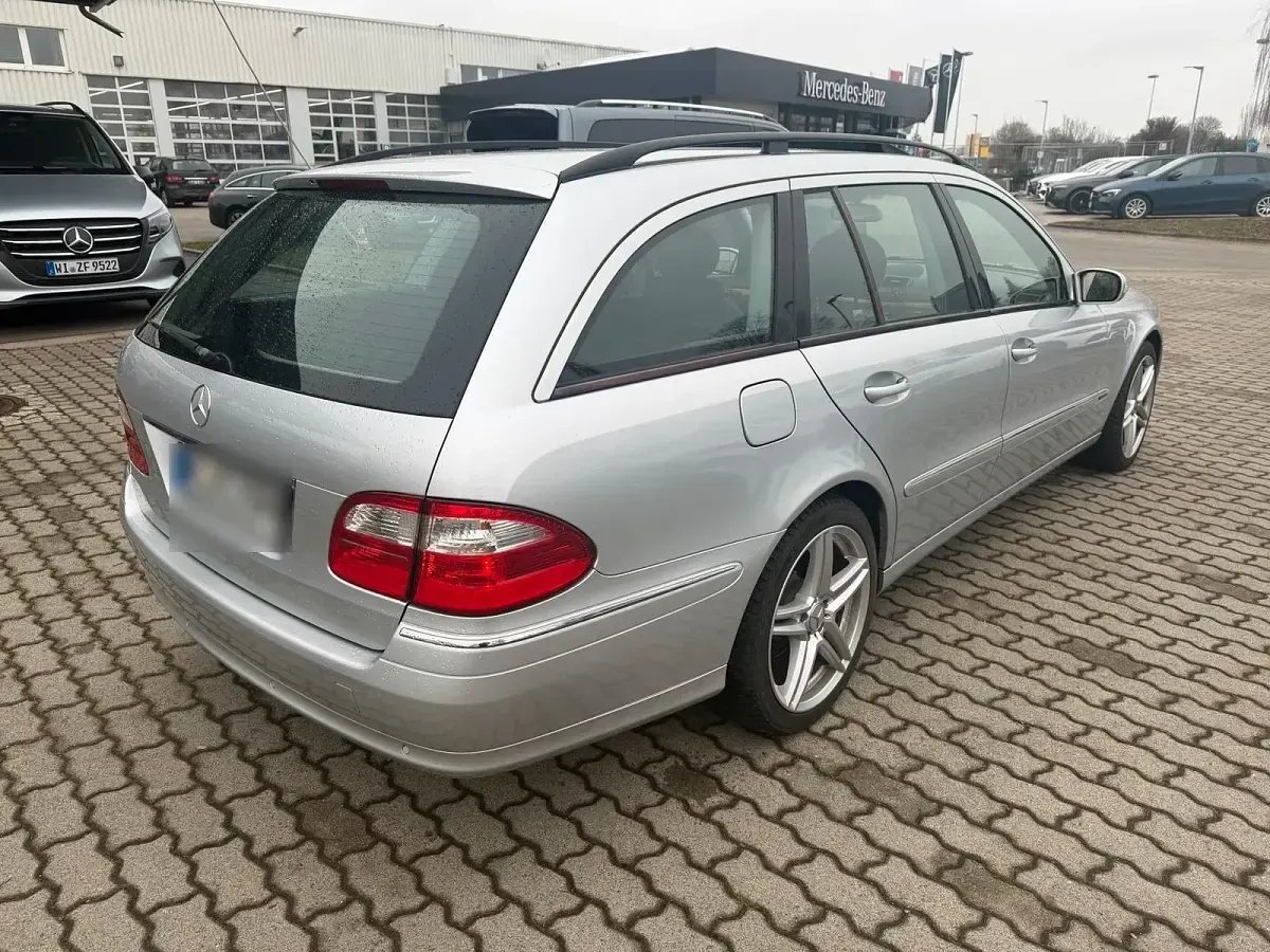 Brugt Mercedes E280 Elegance 231 HK (169 kW) 2005 Sølv Stationcar