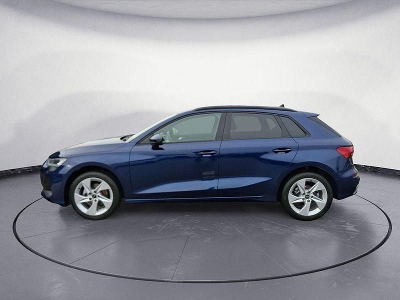 Gebraucht Audi A3 Ambiente 116 PS (85 kW) 2025 Blau Kombi