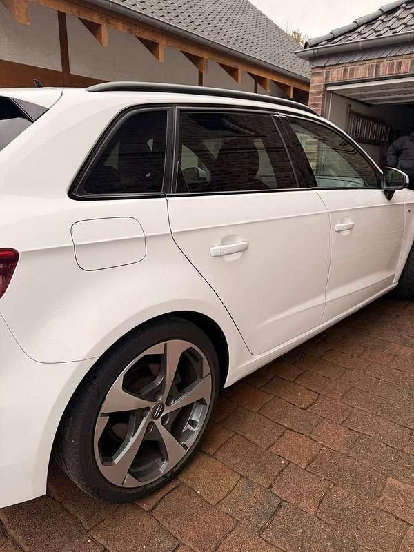 Gebraucht Audi A3 S-Line 150 PS (110 kW) 2019 Weiß Limousine