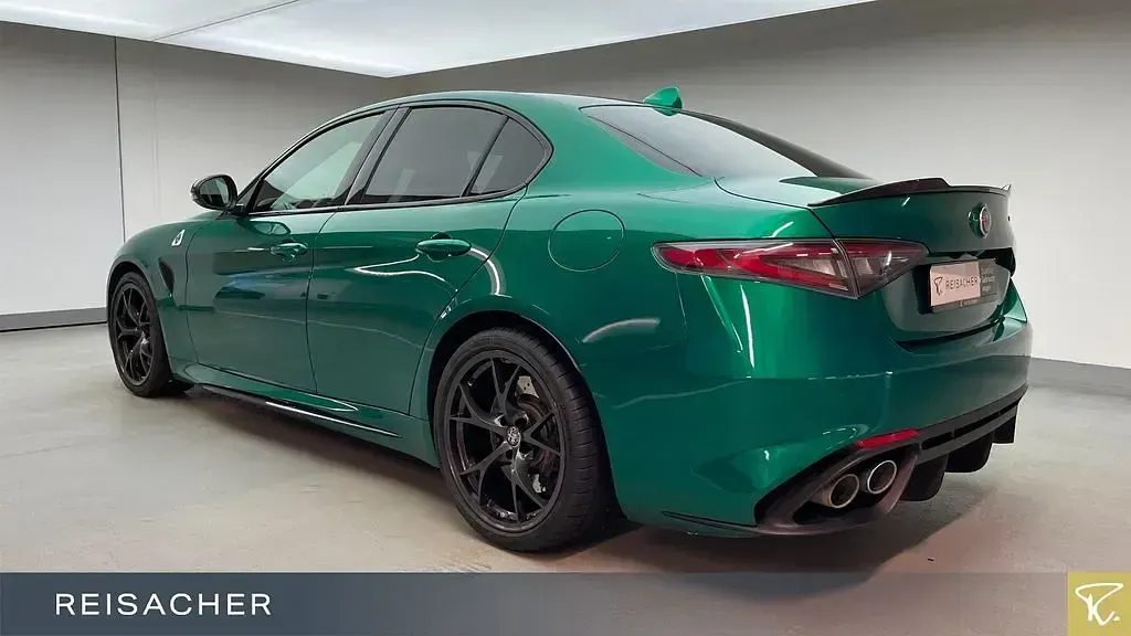 Gebraucht Alfa Romeo Giulia Quadrifoglio 510 PS (375 kW) 2022 Grün Limousine