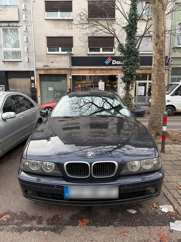 Gebraucht BMW 525 163 PS (119 kW) 2003 Blau Kombi