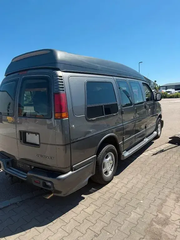 Gebraucht Chevrolet Express 245 PS (180 kW) 1998 Grau Van / Kleinbus