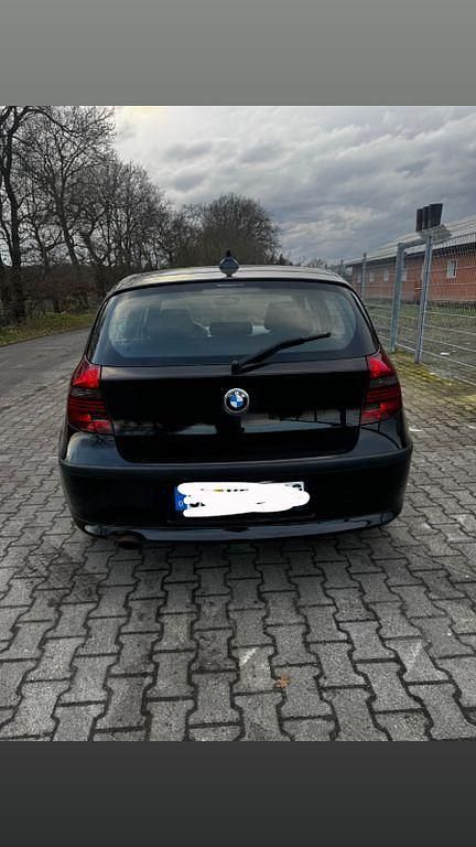 Gebraucht BMW 116 Performance 116 PS (85 kW) 2008 Schwarz Kleinwagen