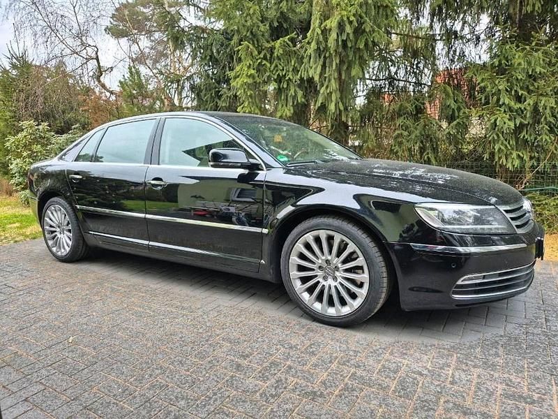 Second-hand VW Phaeton 245 CP (180 kW) 2015 Negru Berlinǎ