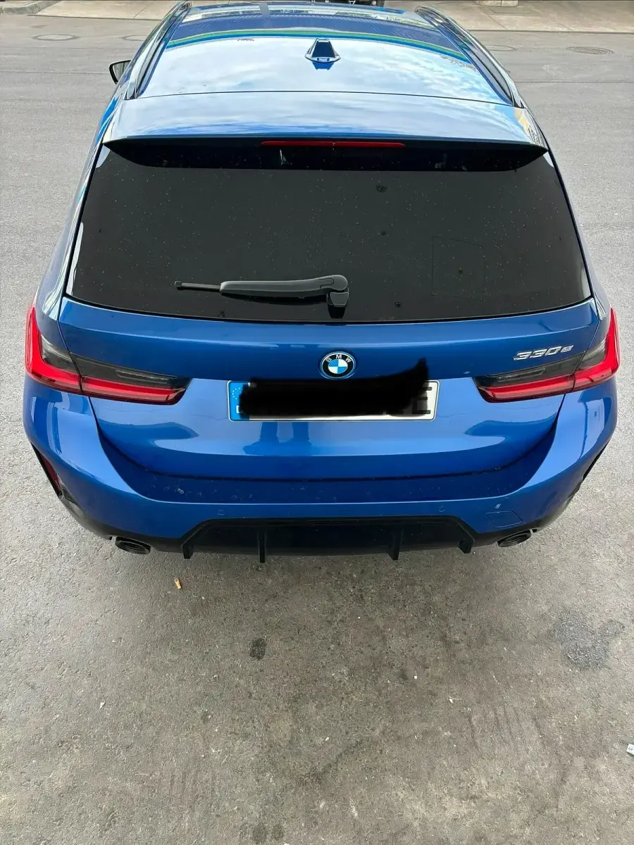 Gebraucht BMW 330e M Sport 292 PS (214 kW) 2024 Blau Kombi