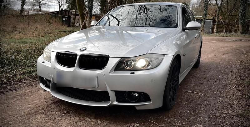 Silber Gebraucht 2006 BMW 325 Limousine | 4.800 € - Bild 1/4