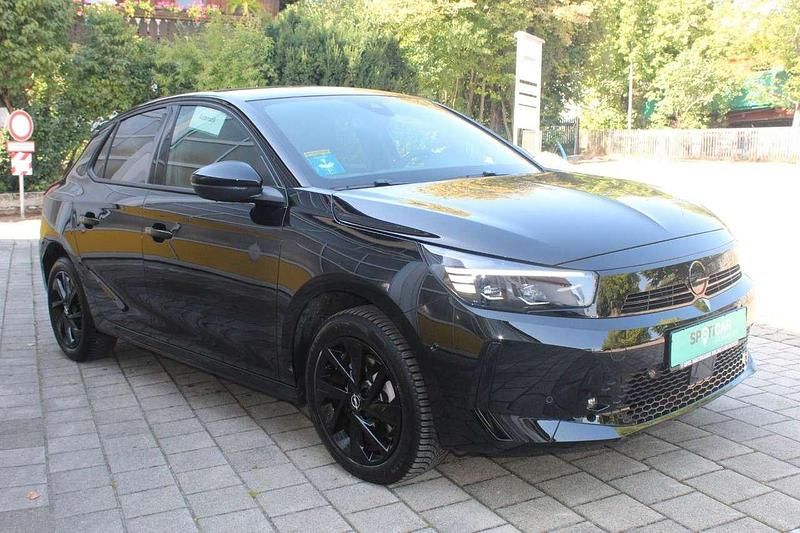 Gebraucht Opel Corsa 101 PS (74 kW) 2024 Lackierung schwarz perla nera/ Kleinwagen