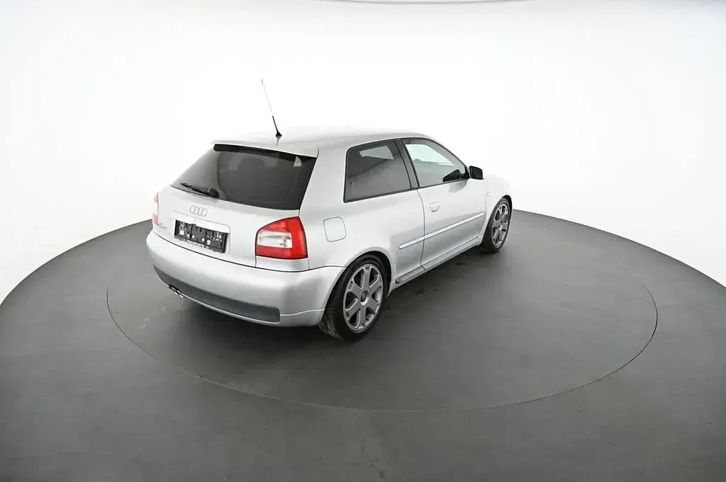 Gebraucht Audi S3 Sport 224 PS (164 kW) 2002 Silber Kleinwagen