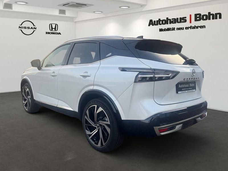 Gebraucht Nissan Qashqai Tekna+ 158 PS (116 kW) 2024 Weiß SUV